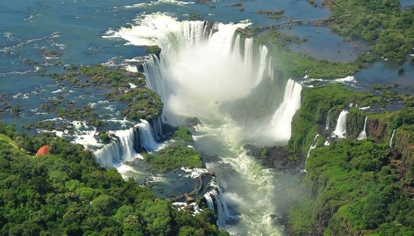 Air Europa aterriza en Iguazú con vuelos desde Madrid y dos nuevos hoteles